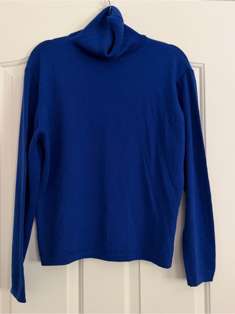 Vintage Worthington Italian Merino Wool Cobalt Blue Turtleneck Sweater